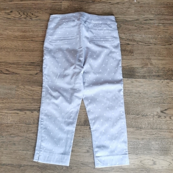 Rw&co Grey Polka Dot Pull-On Stretch Capris M - Picture 4 of 6